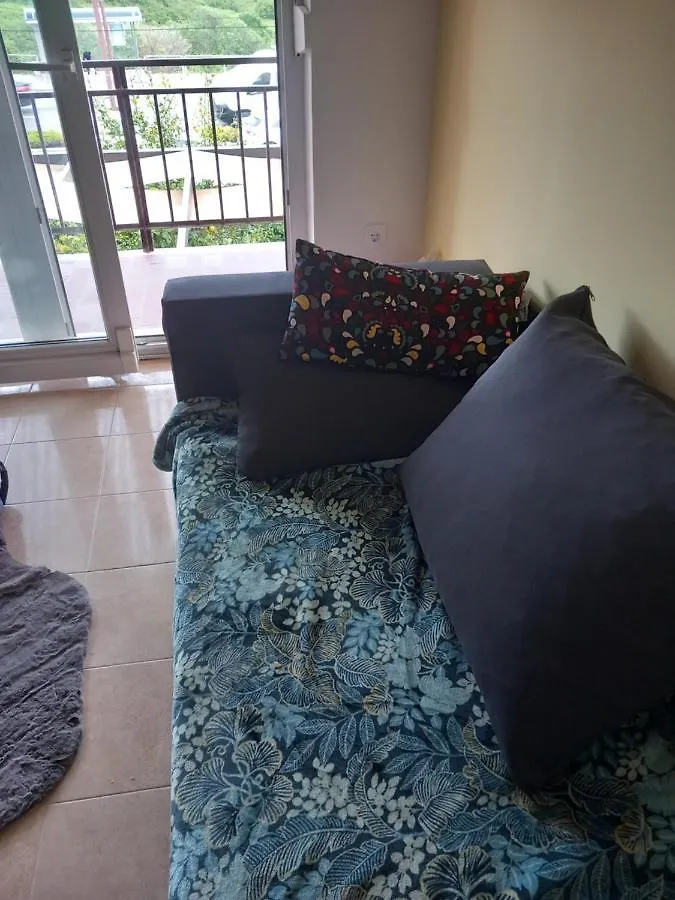Danny Apartment Split